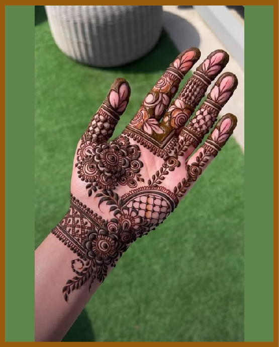 Elegant Space Balance In Royal Front Hand Mehndi Design